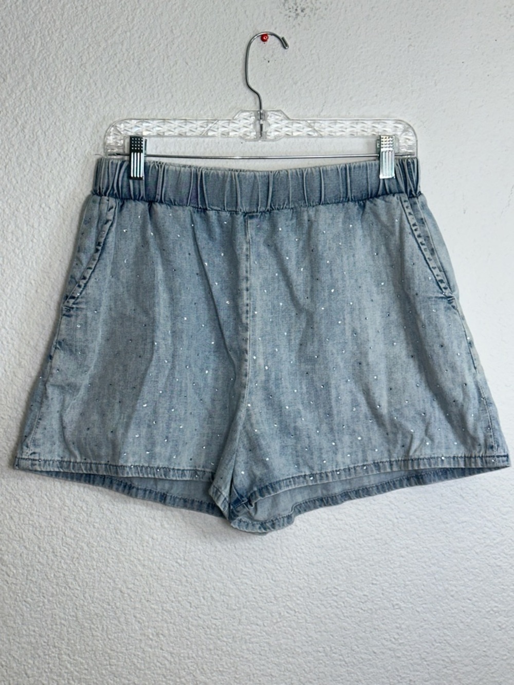 Good American Jean Shorts Womens 2 Light Blue Chambray Rhinestone Elastic Waist